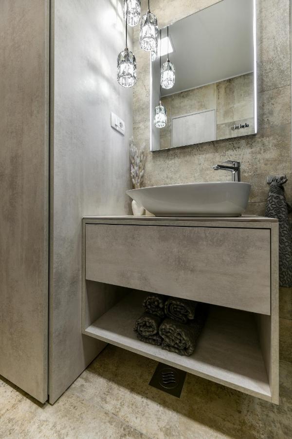 Brand New Apartment "Libra" 扎达尔 外观 照片